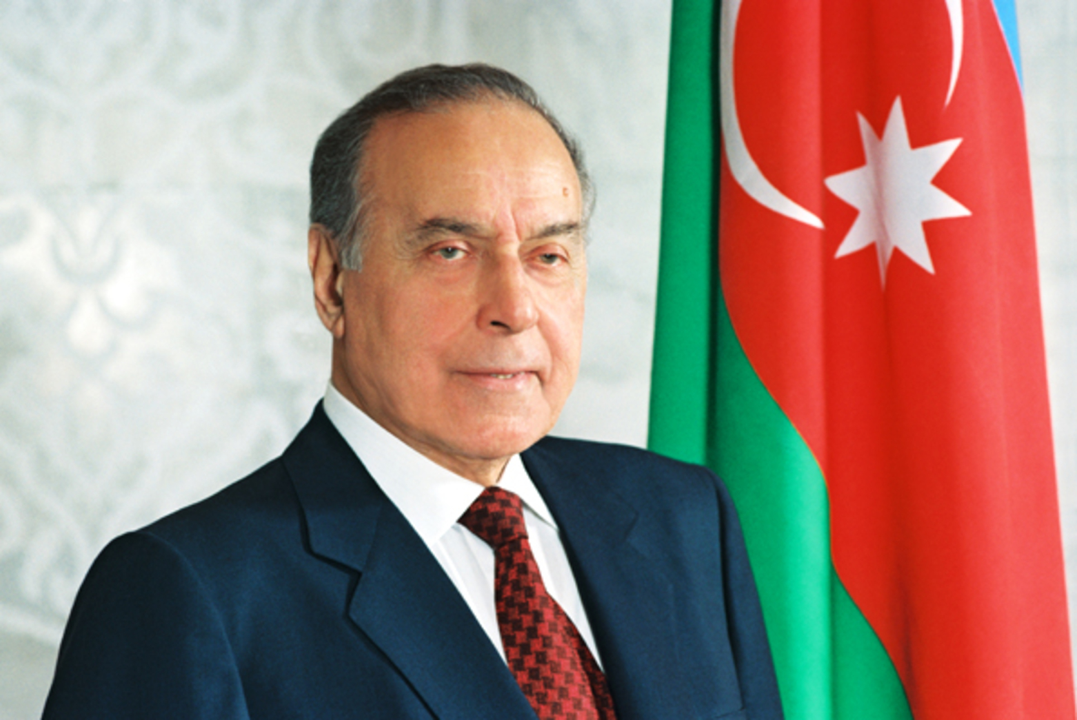 ჰეიდარ ალირზა ოღლუ ალიევი